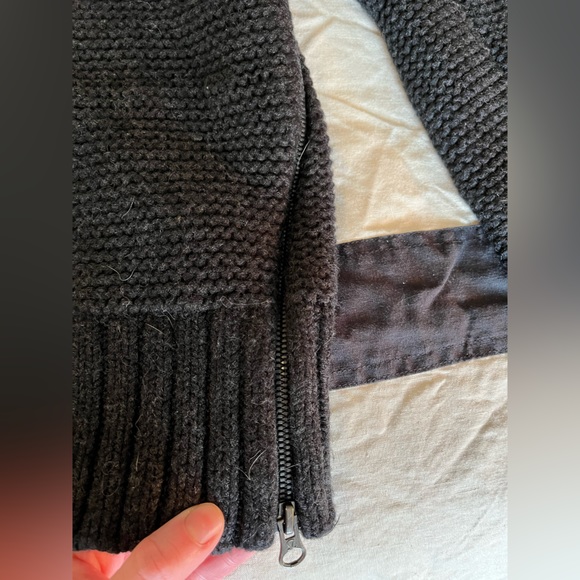 Lululemon Wool Sweater - Picture 4 of 8